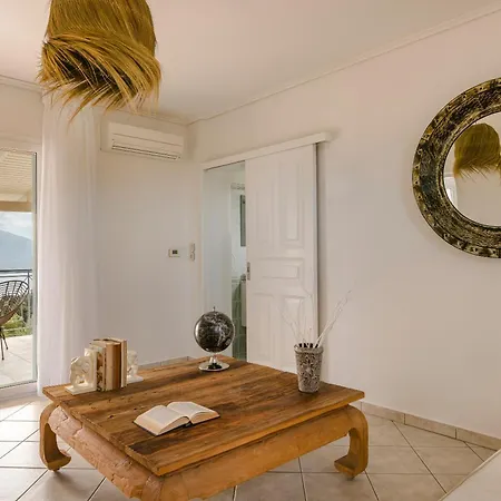 Renata וילה פיסקרדו