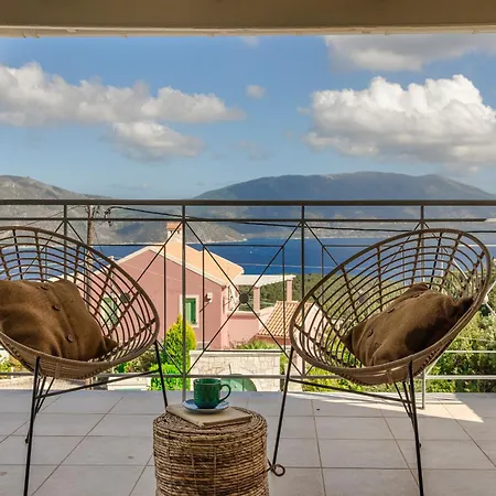 Renata וילה פיסקרדו